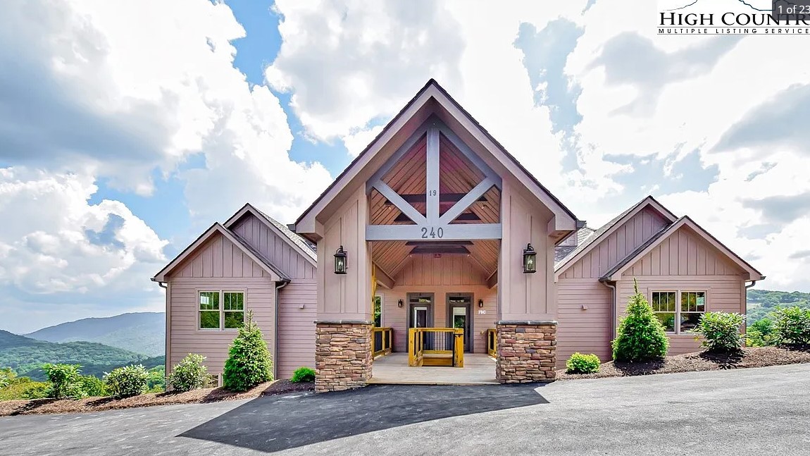 Crescent Lane Unit 22C Sugar Mountain NC - 1 The Reserve II New Condominiums Available on Sugar Mountain